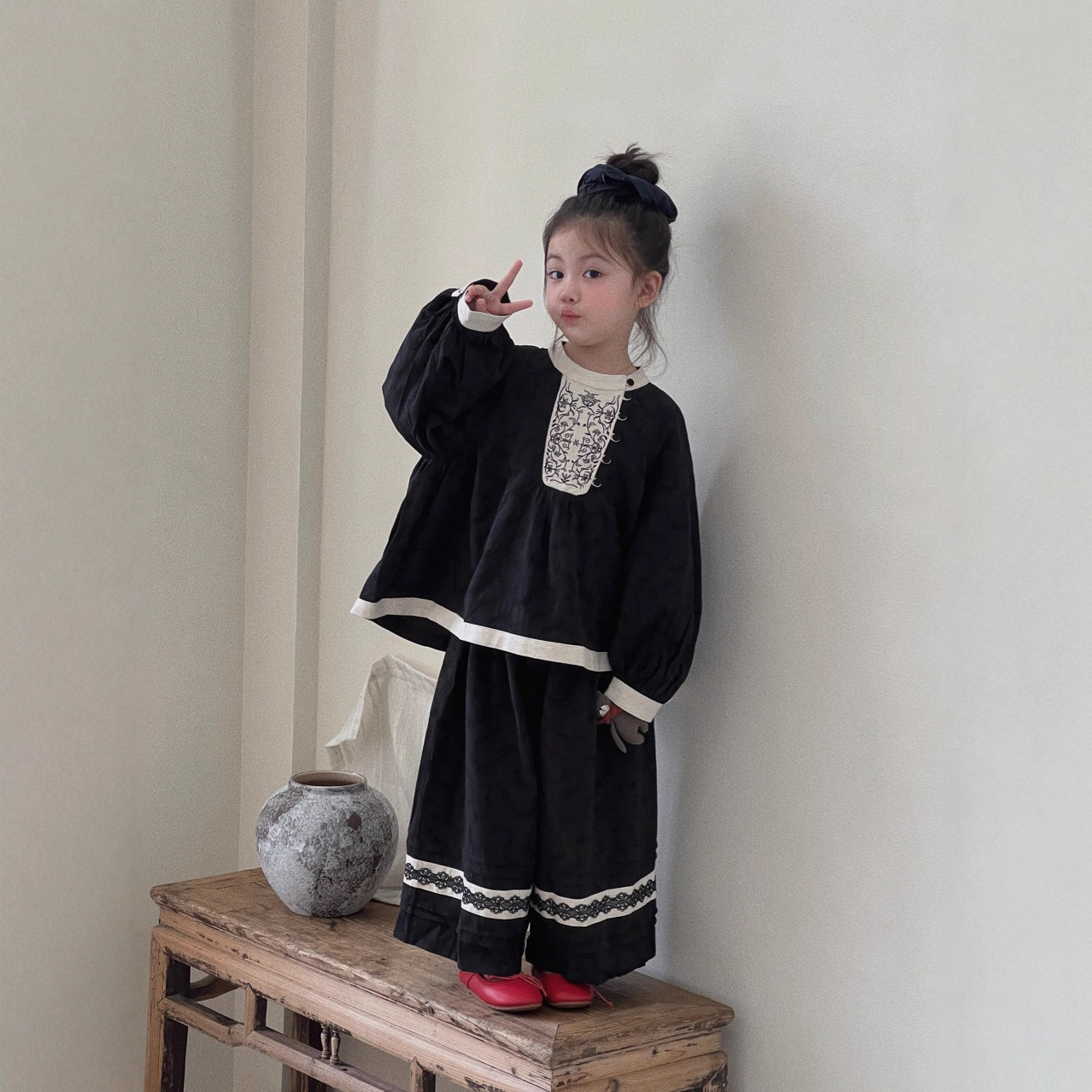 Girls Suit 2025 Autumn New Chi - đánh giá và giá Baby Clothing Industry
